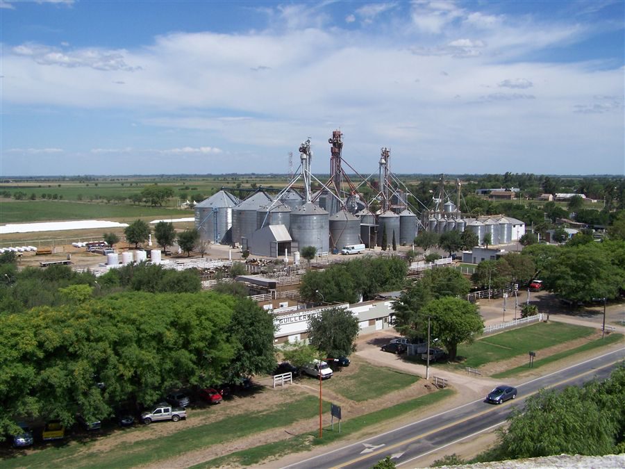 “Los argentinos tenemos que apostar al diálogo”