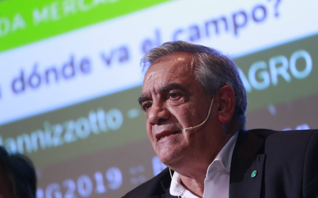 «Hay que patear el tablero», «me preocupa el dólar planchado» y otras definiciones de Iannizzotto en la Bolsa de Rosario