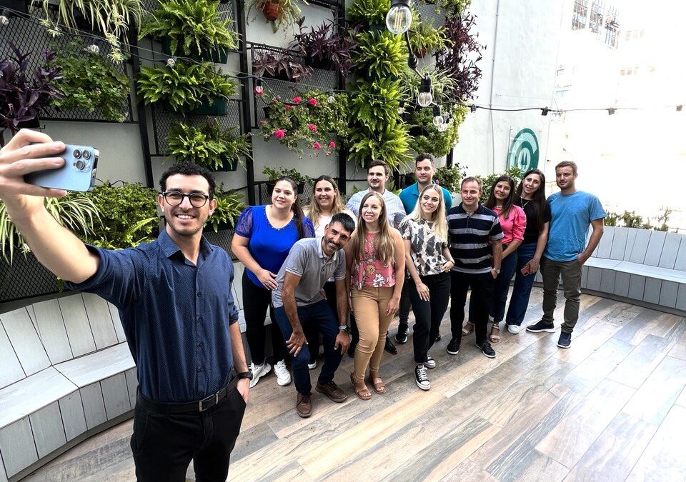 Jóvenes de Coninagro consolidan su equipo de trabajo capacitándose para forjar futuros líderes