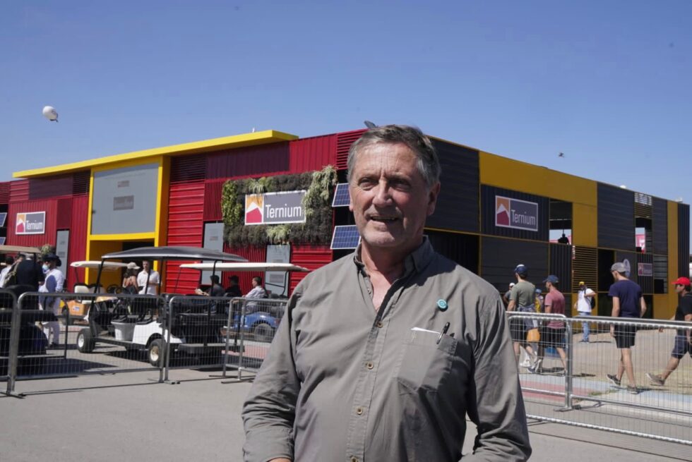 WhatsApp-Image-2023-03-07-at-14.40.41-1-1-980x655