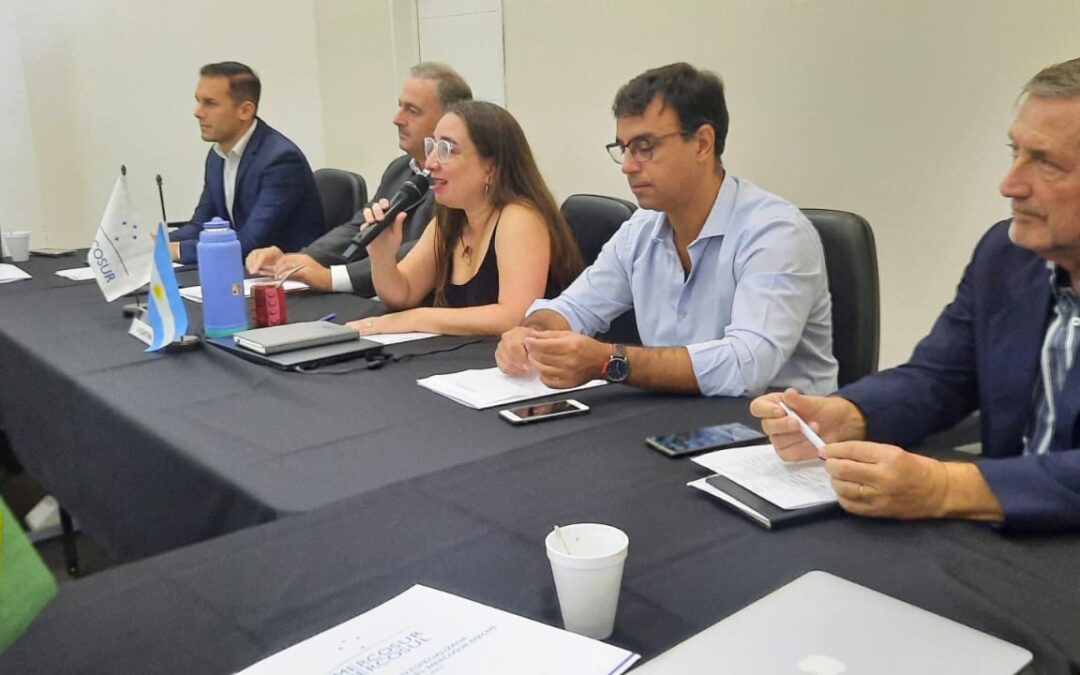 «Asociarnos para resolver nuestros propios problemas»