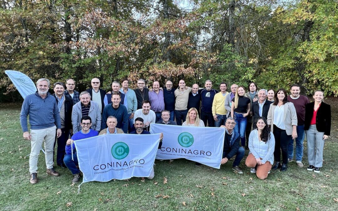 Productores y dirigentes de Coninagro todo el país mantuvieron un Encuentro cooperativo en PilarFotos y Conclusiones