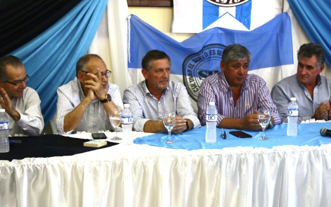 Coninagro visitó a la Federación UCAL: “Productores de esa región nos transmitieron su preocupación por el desarrollo agrícola y forestal de la zona”Encuentro con productores en Tres Isletas, Chaco