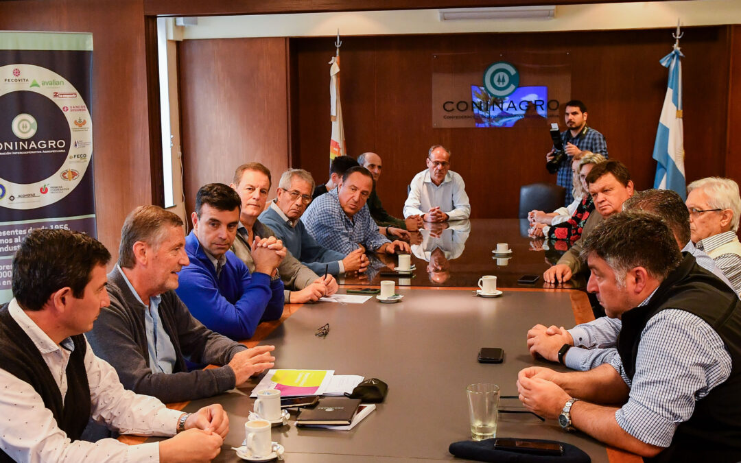 Coninagro junto al INTA y el INAES capacitan a más de 200 técnicos agropecuarios en todo el país