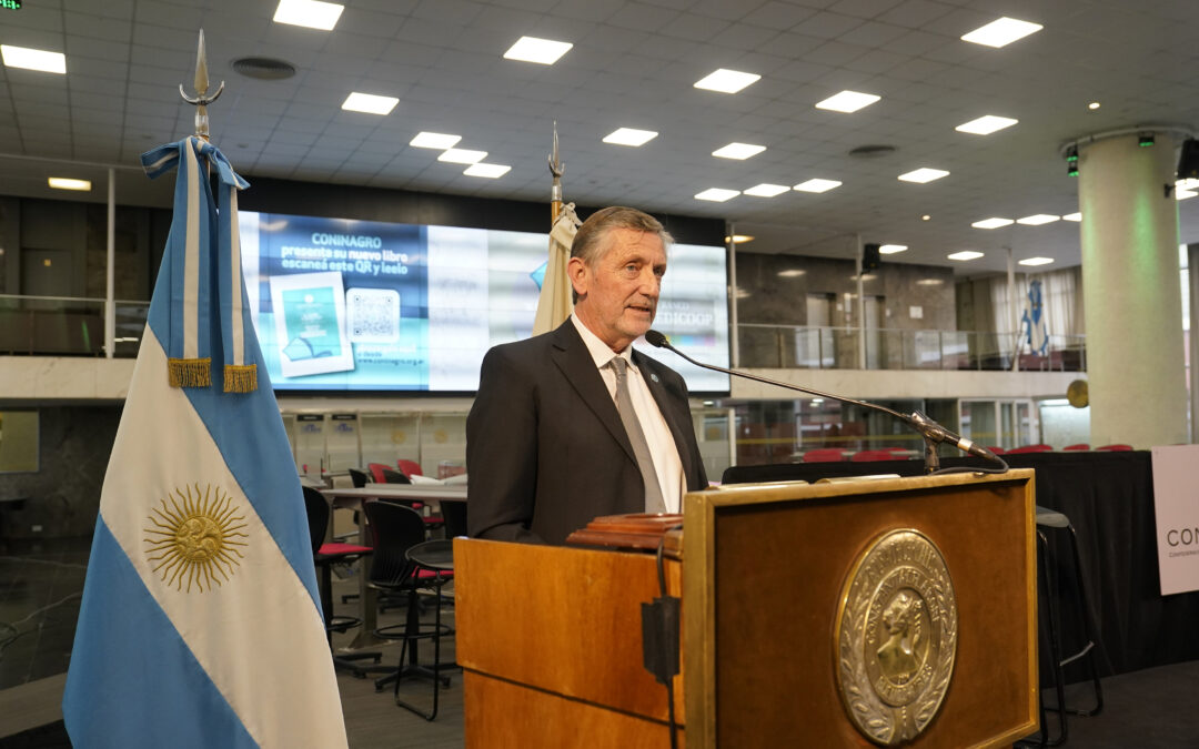 En la política faltan «actos de grandeza», reflexionó Laucirica que pidió por una visión «federal» del país, en un encuentro ganadero, a días de balotaje