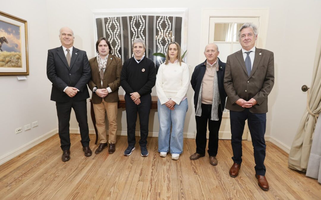 REUNIÓN DE LA MESA DE ENLACE CON EL MINISTRO LUIS CAPUTO